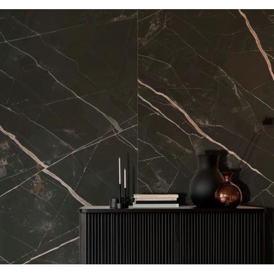 fekete erezetes elegans marvany hatasu sotet burkolat jarolap kohatasu matt kulteri fagyallo csuszasmentes calacata falburkolat furdoszoba nappali grespania 30x60 kismeretu furdoszoba.jpg